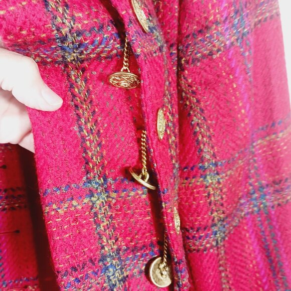 Linda Allard Ellen Tracy 8P Red Plaid Tweed Jacket Gold Buttons w/ Chain Classic - Picture 10 of 16